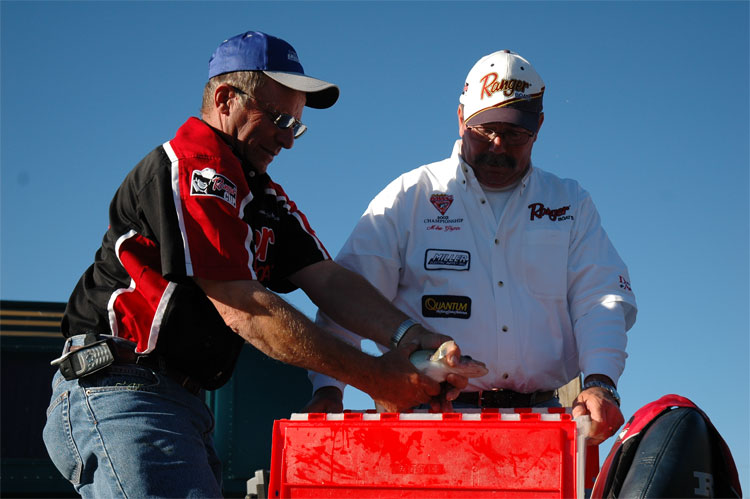 FD2F1ECC-320F-4508-BB18-5D705415DE60