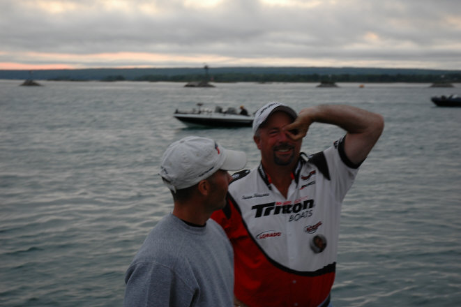 FD67042E-38C7-49A4-A4A6-284463AE7BB6