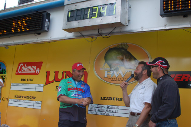 FDA2D306-B266-4264-BE44-D8902894037C