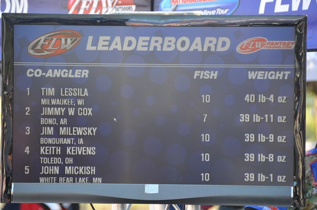 FDB821D8-77CF-4145-BE05-E5057892E98A