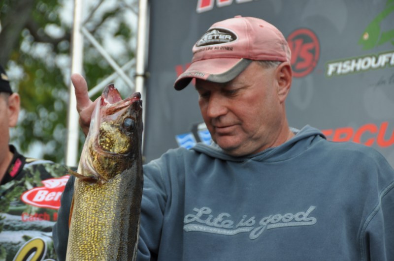 FDE006AB-7FB0-4324-8068-9967DDE334FA