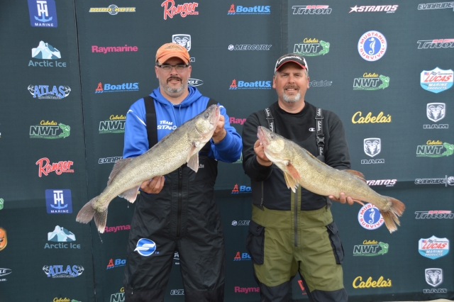 FDE1EF29-657D-4BB4-8EDA-B5A1414BA2C5