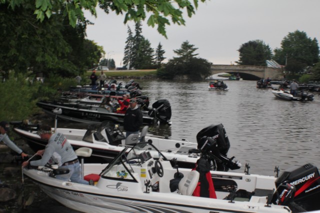 FDF5FBF6-F7BB-4176-BA21-A8196CF35816