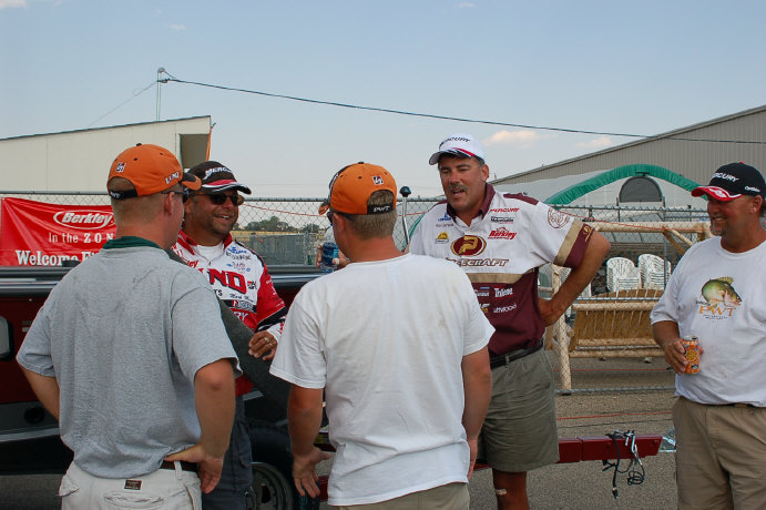 FE0C0C48-6940-456C-A03D-C98E3B4B423E