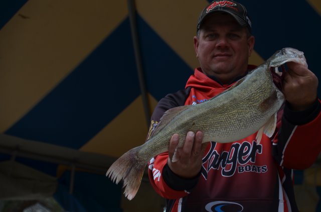 FE34F924-A93F-4F3B-A198-D62FBAEF2565