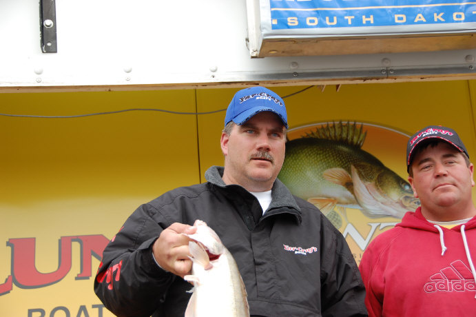 FE4B6071-23E4-46AE-8696-45A5B0B2BD1A