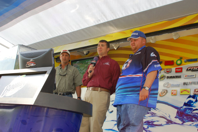 FE84B3DD-A849-48D1-B135-B9AF4421F865