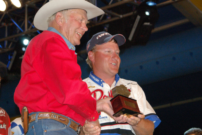 FE90713F-F78F-4405-98BA-84E463A9DBC1