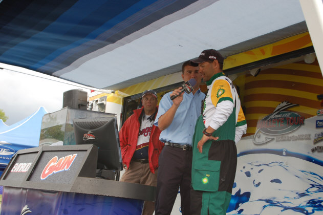 FE943FE2-DA27-4B97-9202-B034E20D4F9F