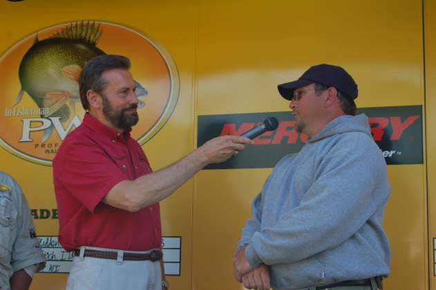 FEA85F4E-68B7-4868-B455-B8F3A0FA2117