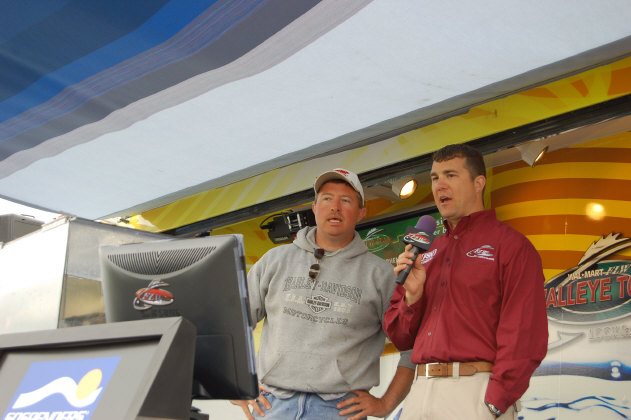 FEE39805-00AD-442B-A540-736B5CF386AD