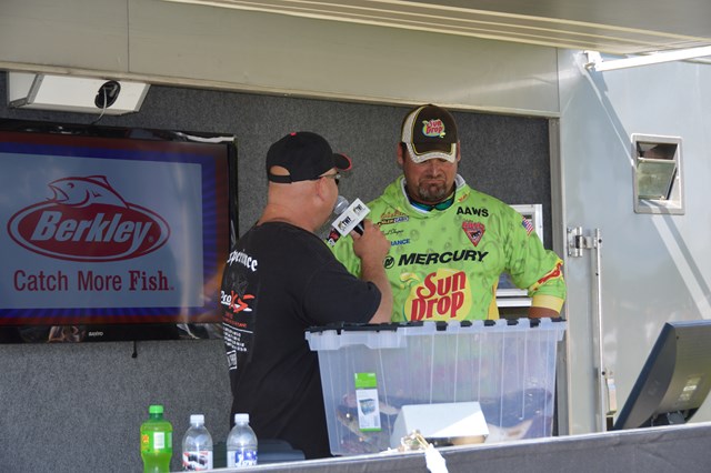 FF2336A2-00BB-4245-8512-5A768890D640