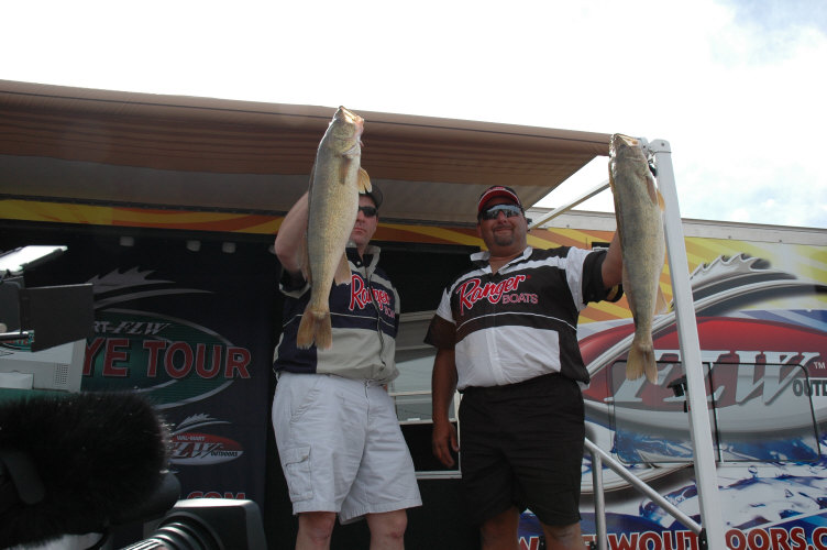 FF3D14AA-A0E9-4C8F-9403-139BF9B6CD5E