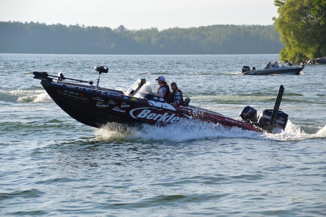 FF72F26F-00FD-48F7-B5B2-16A7B6261F8A