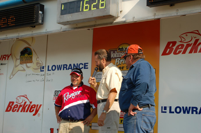 FF7E5012-3E03-49A8-B92A-9B7A5D140146