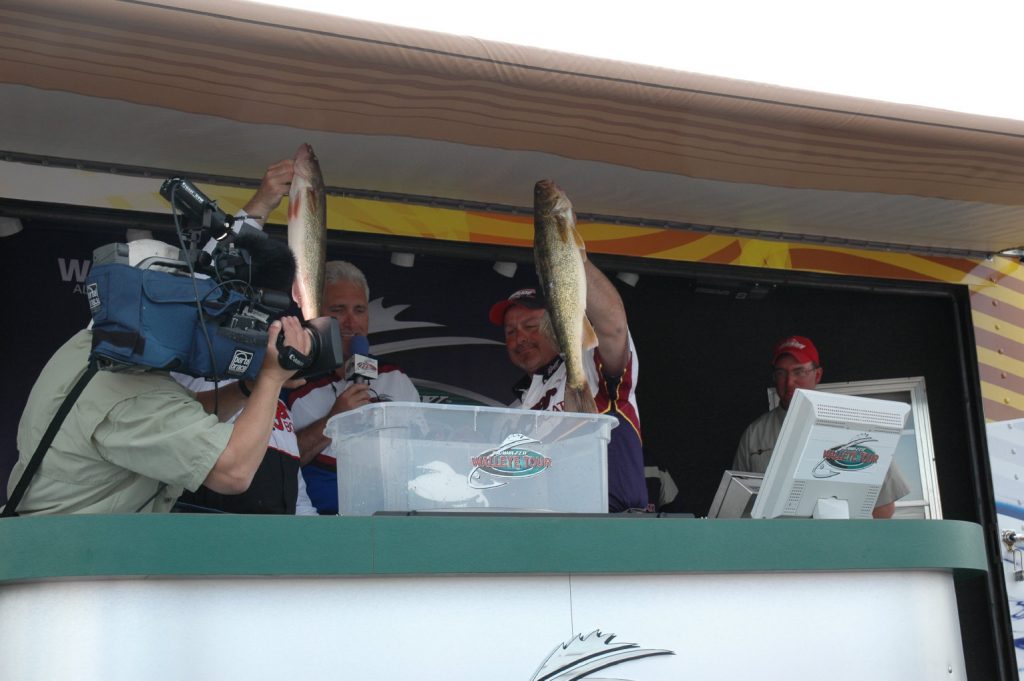 FFAF1147-3E99-44C0-BEEE-84D7C1B5B141