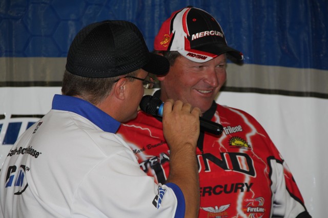 FFC852B7-0993-45C5-98F8-163FCBD7D561