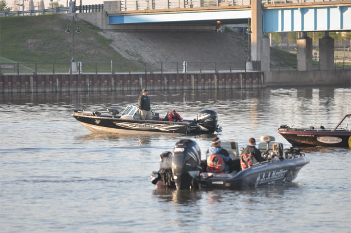 FFDB1206-250E-43A7-ACD6-8C831818F5DD