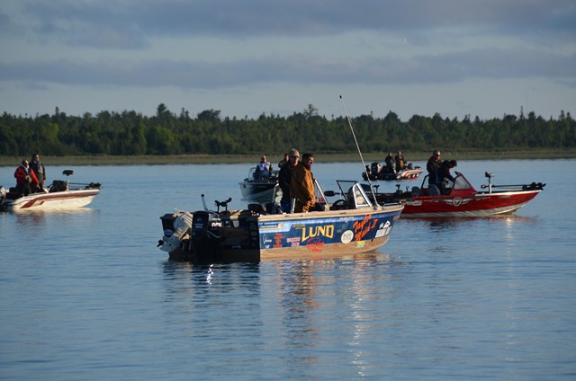 FFE1BF40-5053-4602-AB85-1BA9855E6491