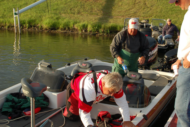 FFE804B8-ED8F-4697-A947-CE720B8F7BB8