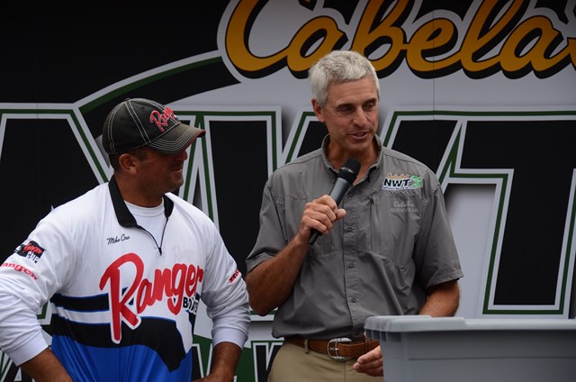 FFF2E2C9-3D25-4F78-A78F-943632792EB0