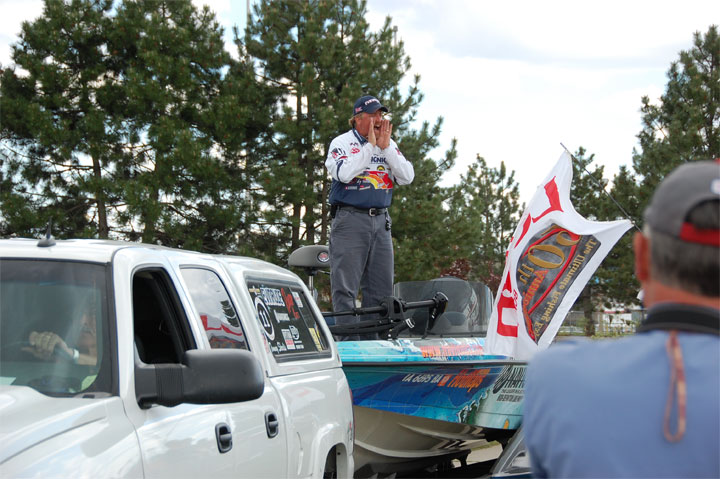 F4305CD7-0BDF-4E65-9FF6-CDFD09990DDB