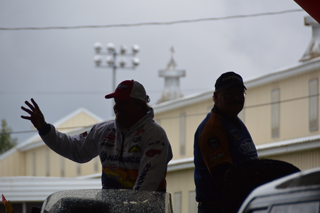 979B1466-62B3-4BF8-9D6C-E245C242C971