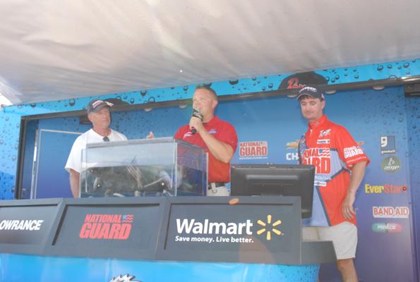 75FD7792-95DB-4C2B-B22F-C941CBF549BB