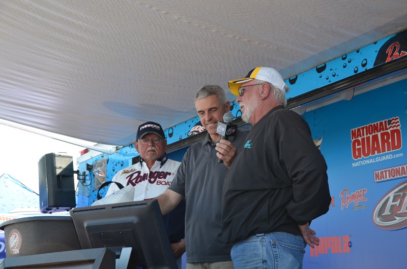 B0F24D51-8667-4449-82BA-1C1D28521B94