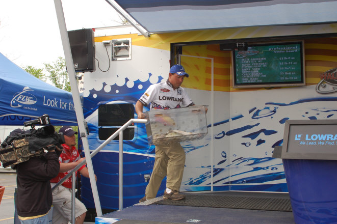 1DA80C05-9FC4-4B9D-8B38-99BAF95D9EA4