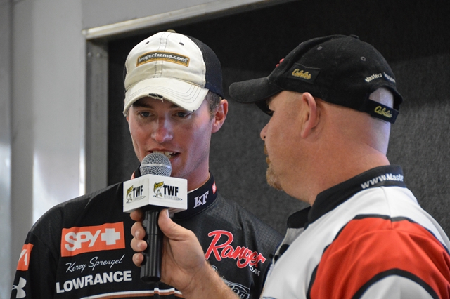 9B82B98F-C2EB-4EC2-AC08-23DC90FA909A