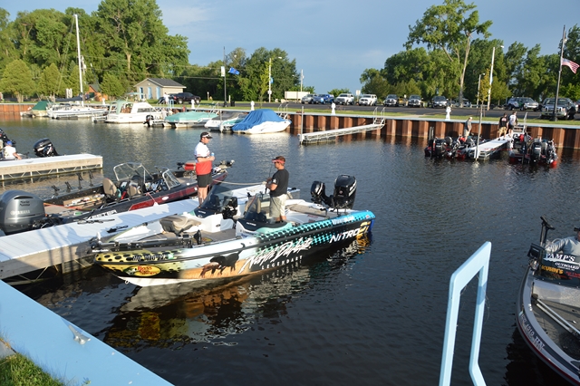 55DA7A1C-97D0-4CCF-B8B1-60D2F9AD1DE4