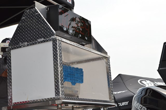 4F26B74A-7139-403C-850B-F4D662936643