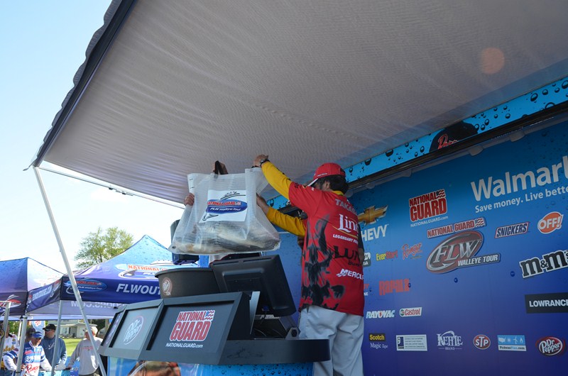 EF9D766A-4229-4A12-9EBF-D8FA6D356390