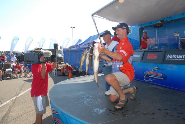 07421136-2BCB-4D30-BBB8-91B4DB521C33