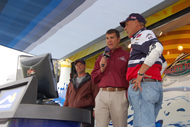 7AF8A10D-8895-4834-A325-27EF2E7FF0C0