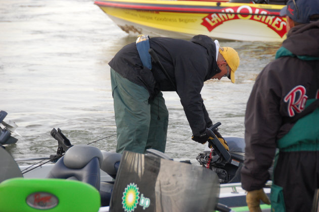 EBA57389-B057-494D-9E39-115F3A66165E