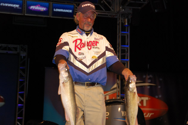 5D9F87AB-C5AA-4F2F-A899-01885455E35B