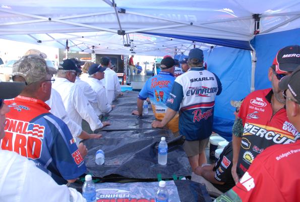 596C0F11-E39A-434A-B9B8-2AF5E7FF161E