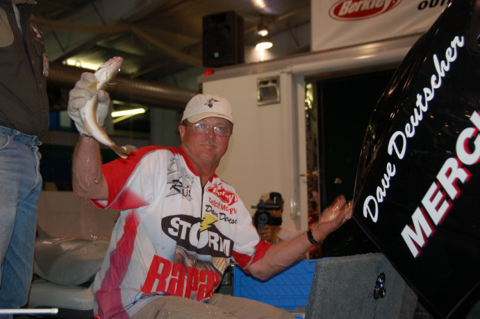 0E883FA3-FD56-4681-958E-9831DD9B9D56