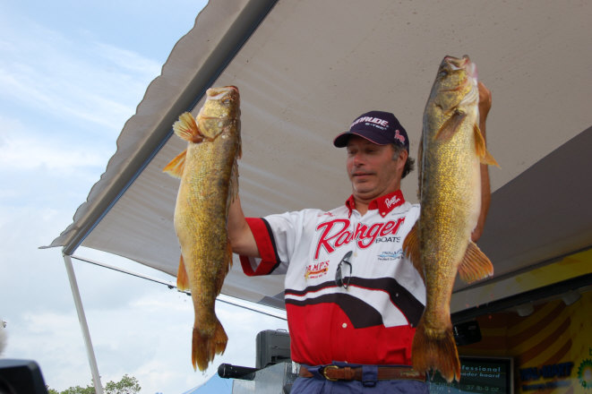 90C90A26-10D5-4312-BA4D-263C1FDA733E