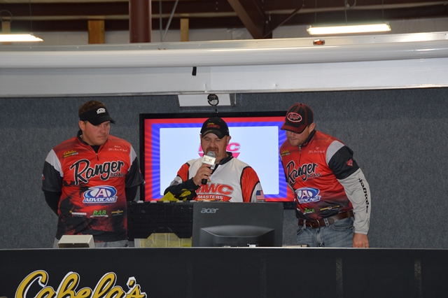 30F6B58B-B37E-4F4F-8872-B8B0D8A3AD47