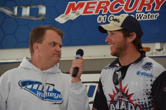 E452976B-DDCA-4D92-A70E-9CECF0E8D59B