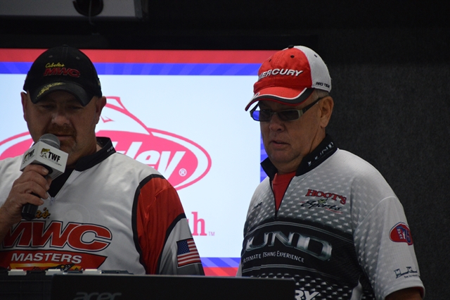 B3FAE143-AF1F-4E9A-9139-72879F49FBB7