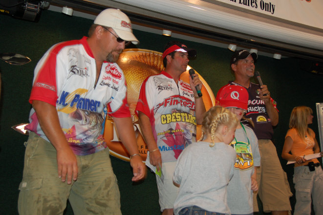 FCC6365D-1D61-47EF-8711-E0A632D5F533