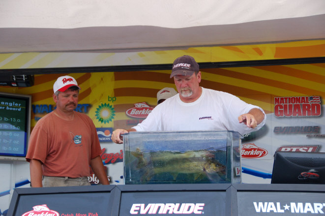 9792493E-24F8-4C7B-9E67-8C3623FC962E