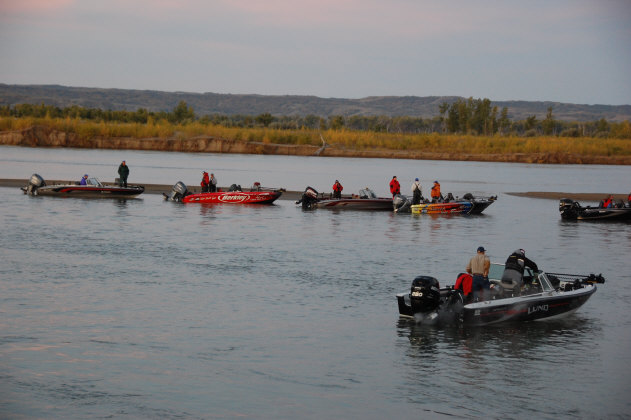 0B073BA6-F322-4F8D-B6D2-13934DC5B322