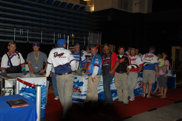 BA70B5D9-D012-44A0-AF18-B8ECE8B45D4E