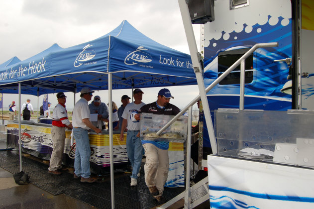 8DD09F4C-7D4D-4A90-9221-3408D847EECC