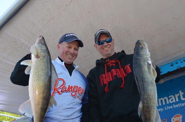 0E6798A2-E22B-4D33-9CD8-FDA9F0B689D0